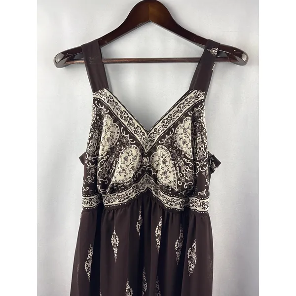 Women’s Silhouettes Size 14 Brown Paisley Maxi Dress - Image 2