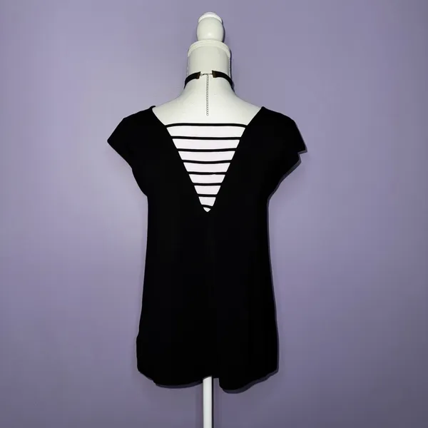 NEW American Eagle Black Strappy V-Neck Top - Image 7