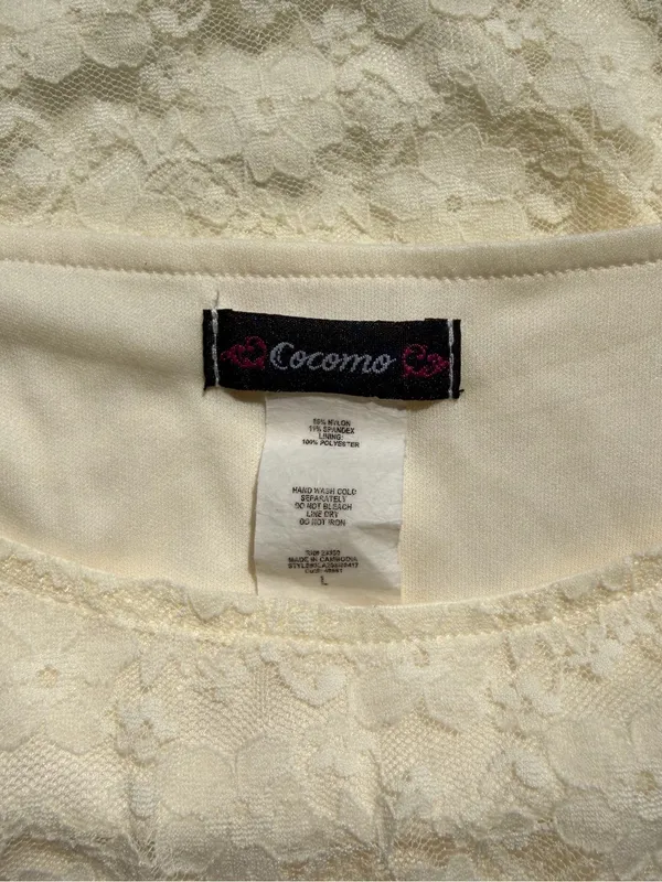 Vintage Cocomo Ivory Lace Dolman Top - Image 4