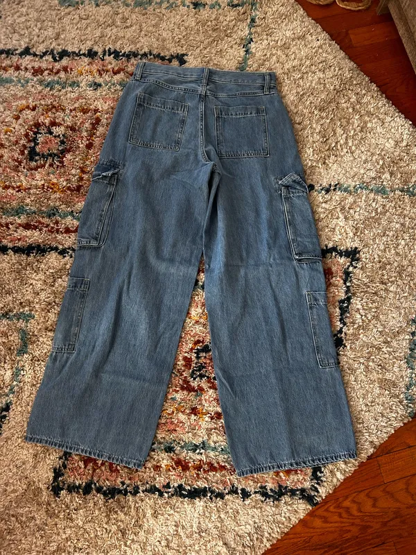 Old Navy Jeans - Image 2