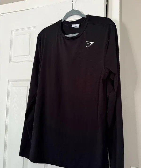Gymshark Long Sleeve Black Workout Top - Image 3