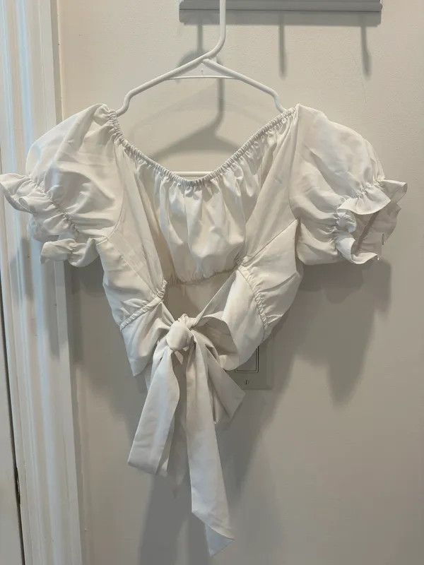 White Crop Top Size M - Image 5