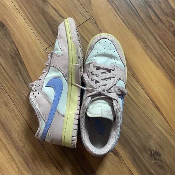 Pastel Nike Dunks - Image 3