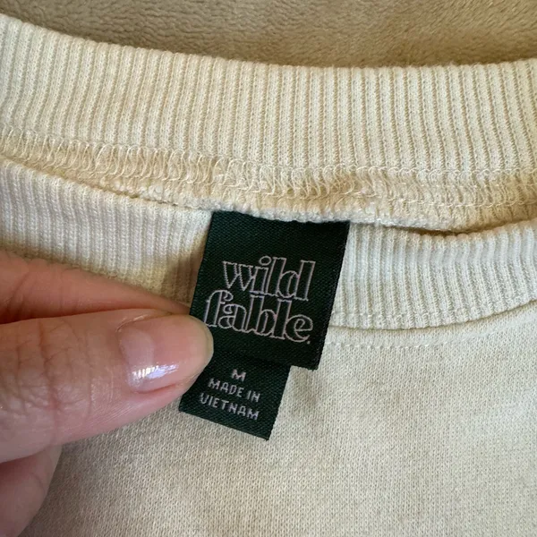 Cream Cropped Cotton Crewneck Sweatshirt Size Medium - Image 5