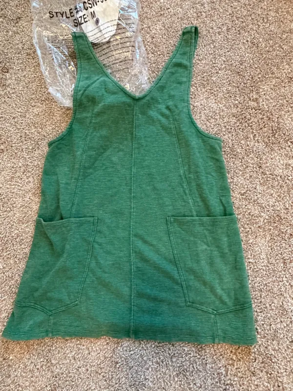NIB Zenana textured overall mini dress with adjustable straps size medium sage - Image 6
