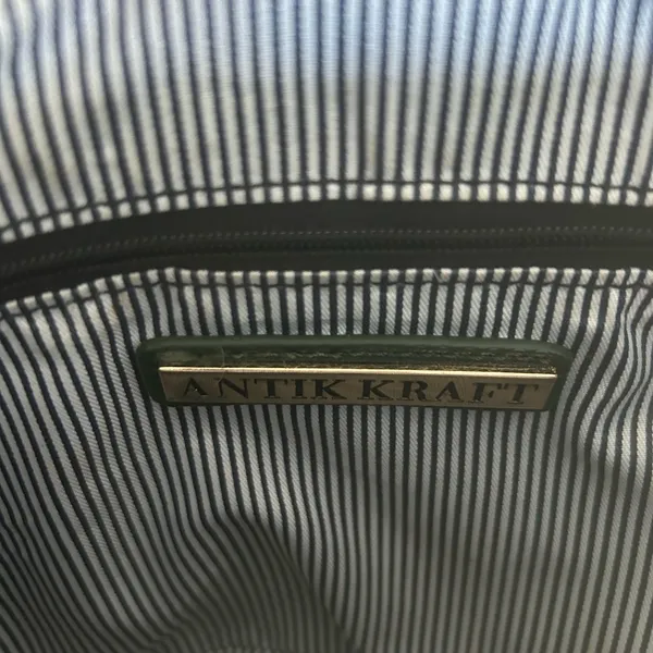 Antik Kraft green crossbody - Image 6