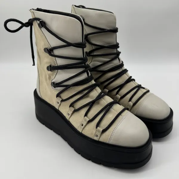Free People Simone Platform Combat‎ Boots 38 Cream Leather Suede Zip Up Alt Goth - Image 4