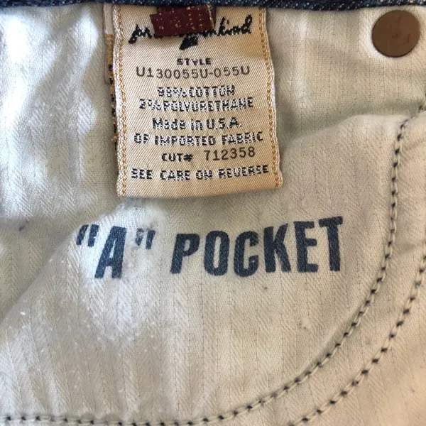 “A” Pocket Flare Jeans. Size 25 - Image 8