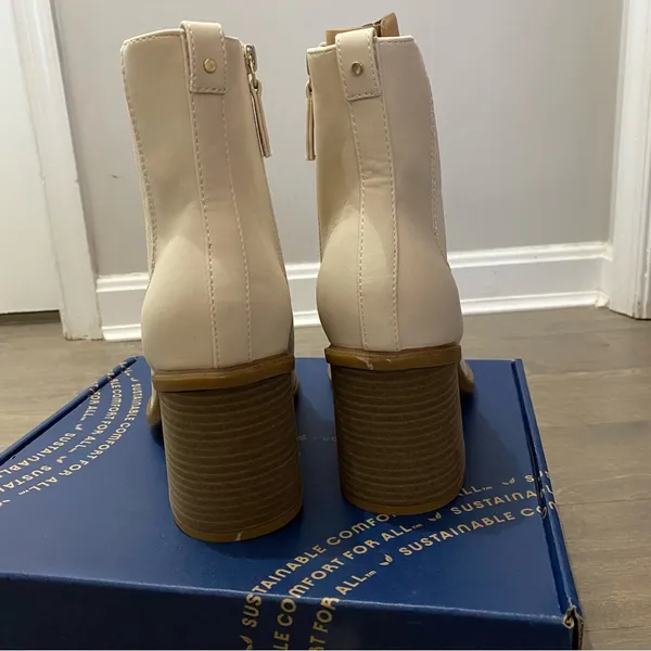 NEW Dr. Scholl's Shoes Women's Ride Away Mid Shaft Boots Calf in White Cap - Image 9