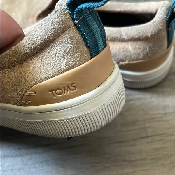 Toms Tan Suede Slip-On Flats - Image 7