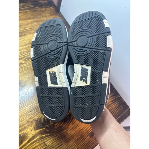 Nike‎ Air Black Sneakers Size 7 - Image 8