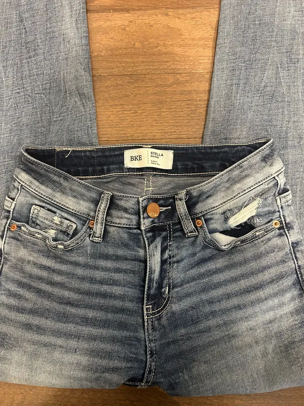 BKE Stella Mid-Rise Jeans Skinny Buckle - Image 4