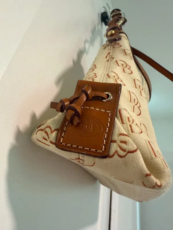 Dooney & Bourke Vintage Cream & Brown Hobo Bag - Image 8