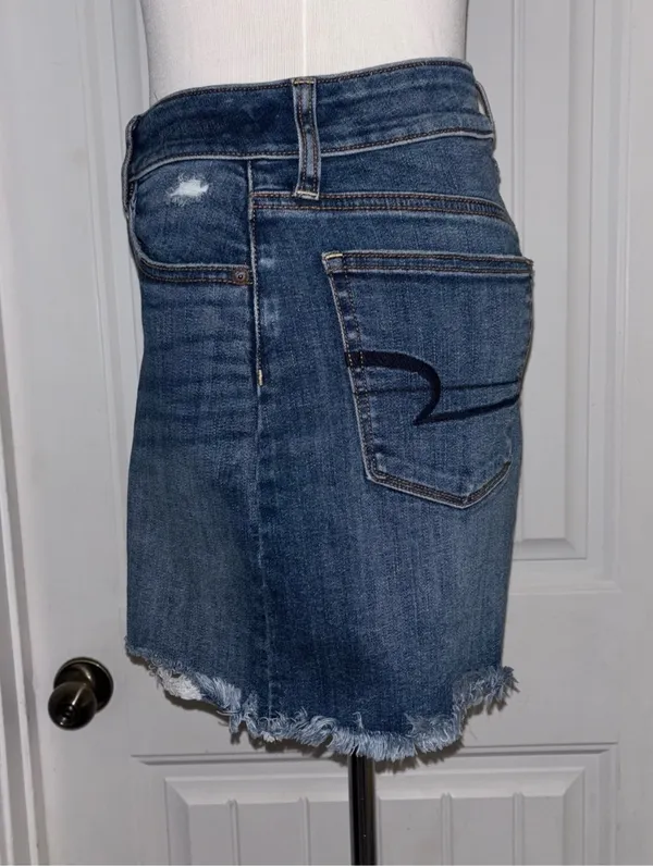 American Eagle Outfitters Denim Distressed Skirt - Image 4