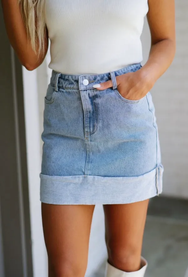 These Three Boutique denim skirt  - Image 3