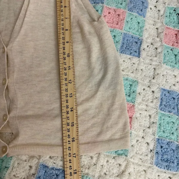 Divided H&M Knit Vest Size S Beige Sleeveless Button Up Cardigan Top - Image 5