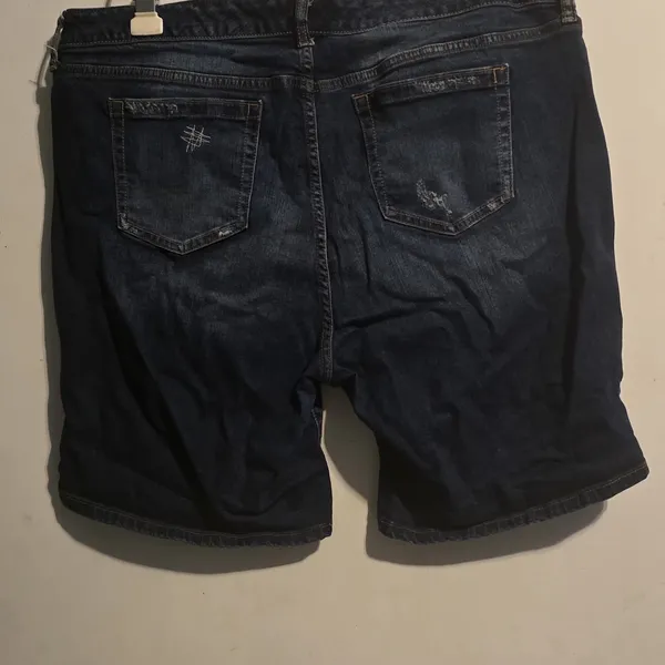 torrid Dark to Medium Wash Distressed Denim Bermuda Shorts - Image 8