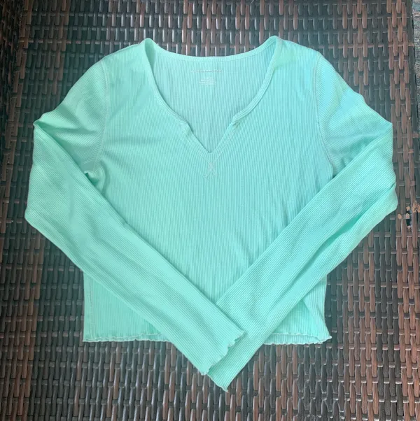 American Eagle Mint Waffle Henley - Image 3