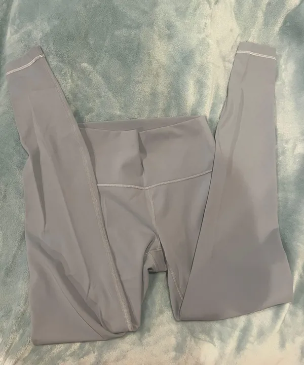 Lululemon Wunder Under Leggings - Image 2