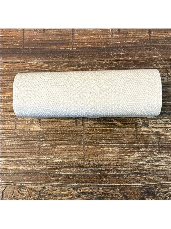 Jimmy Choo White Faux Snakeskin Magnetic Sunglasses Case‎ & Logo Cloth EUC - Image 4