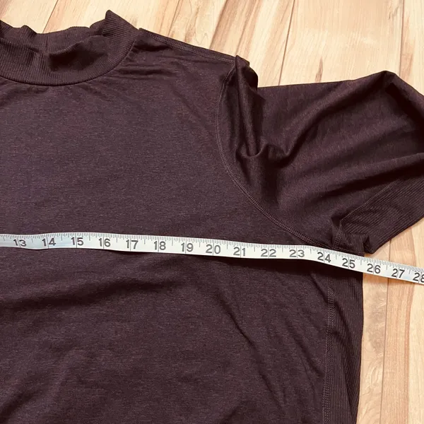 Old Navy Women’s Sz 3X Active CozeCore Long-Sleeve Cropped Rib-Paneled Top Brown - Image 4