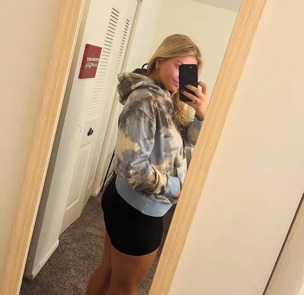 Tie-Dye Old Navy Hoodie - Image 6