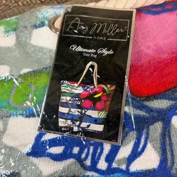 Amy Miller Home Ultimate Style X-Large Beach Tote Bag 15" x by 19” Tropical NWT - Image 5