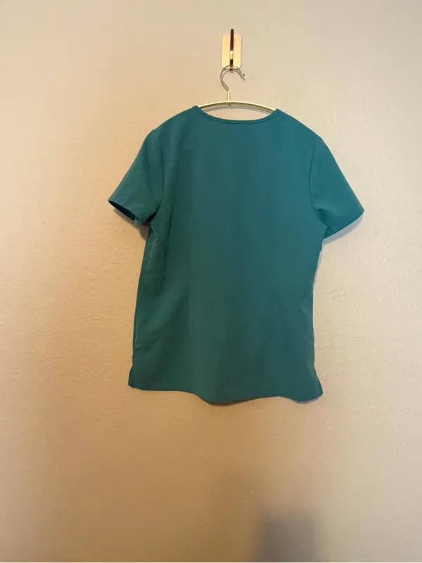 FIGS Casma Three Pocket Scrub‎ Top Green V-Neck FW1100 Size Small - Image 8