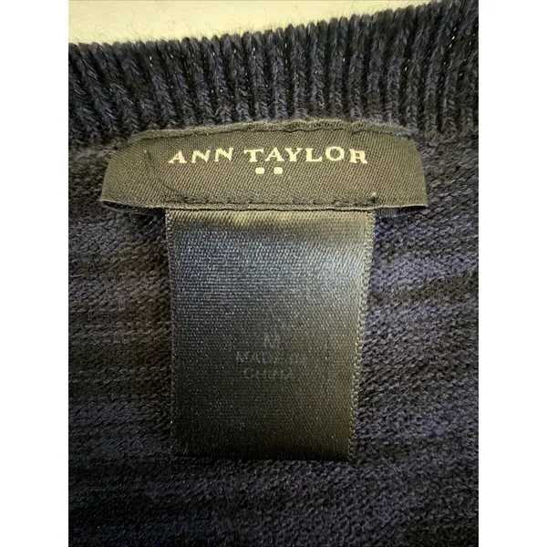 Ann Taylor LOFT Knit sweater Top Women's Medium Crew Neck Blue casual - Image 7