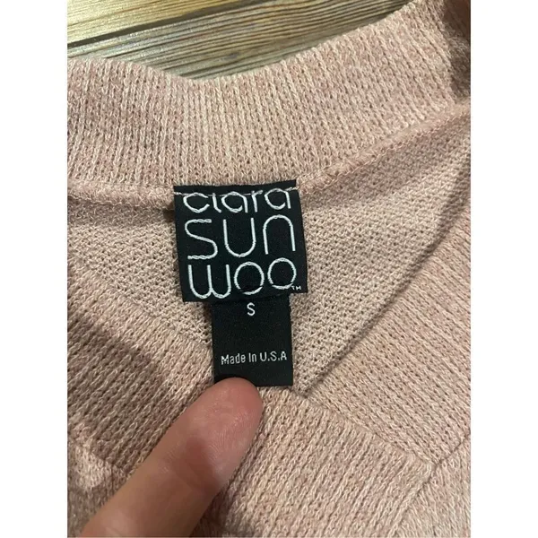 Clara Sun Woo ‎ light pink Vneck sweater sz small split hem ribbed knit - Image 3