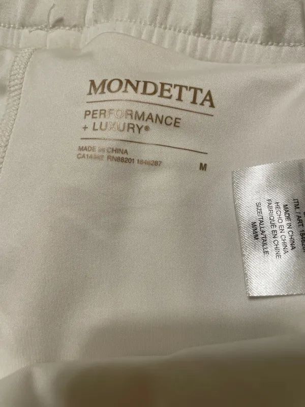 Mondetta Women's White Athletic Skirt Walking Skort, Cream with pockets Size Medium - Image 8