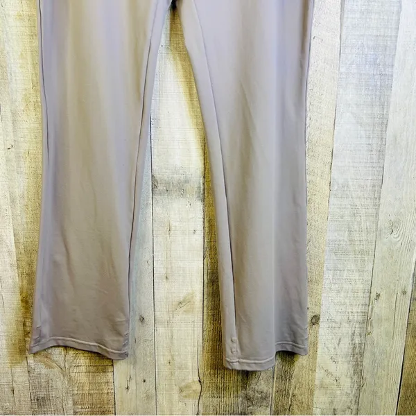 Yoga Fitness Size Medium Rosewood Pull On Pants with Front & Back Pockets - Image 4