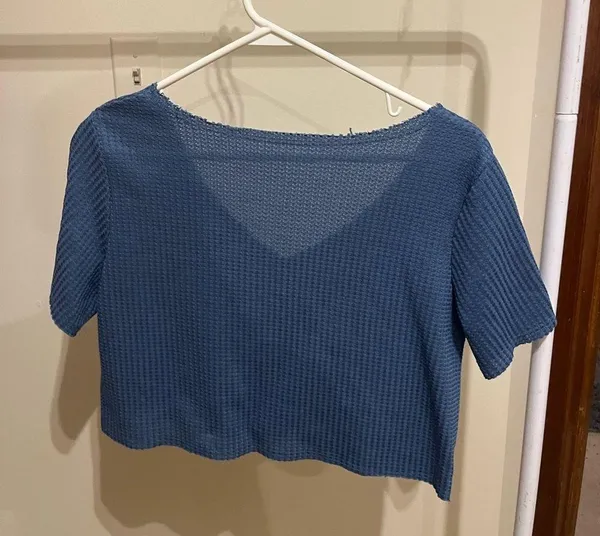 blue top Size M - Image 2