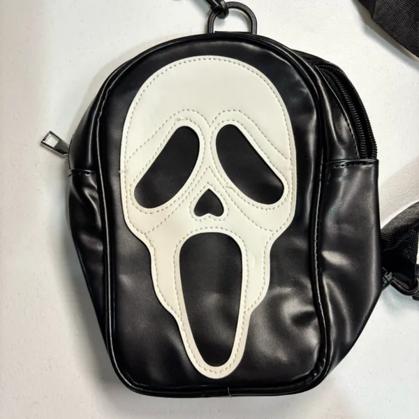 Ghostface/scream crossbody bag - Image 2