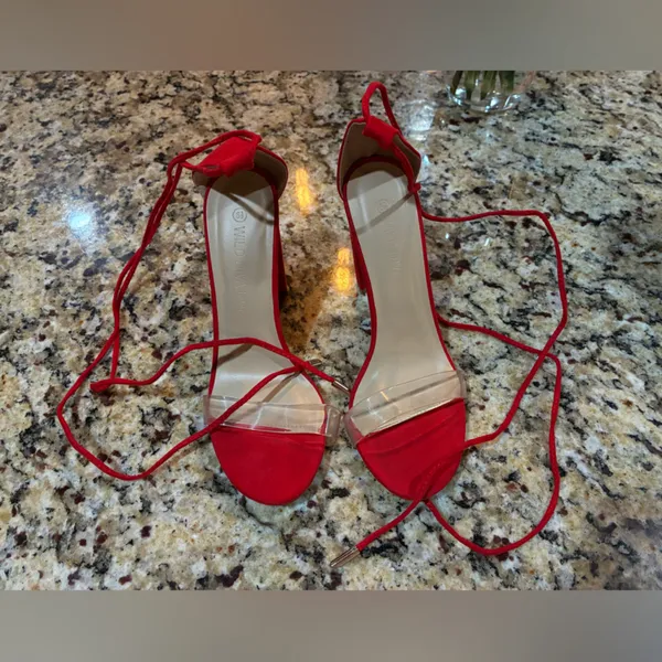 Women’s Elegant Wild Divia Lounge Red Women's Heels Size 6 1/2. - Image 2