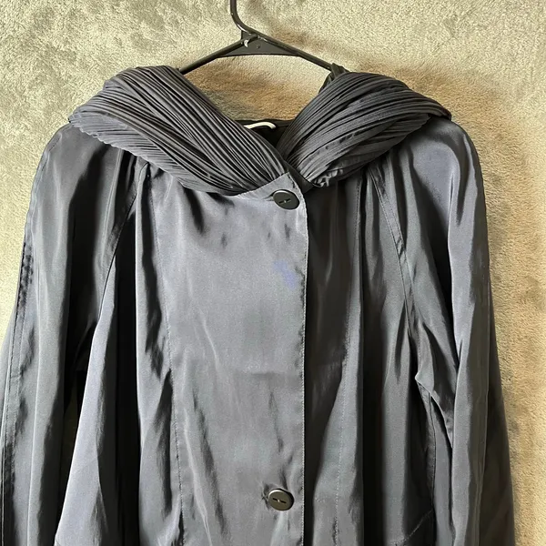 Overland Donatella Reversible Water Repellant Raincoat XS Navy Pleated Hood‎ - Image 2