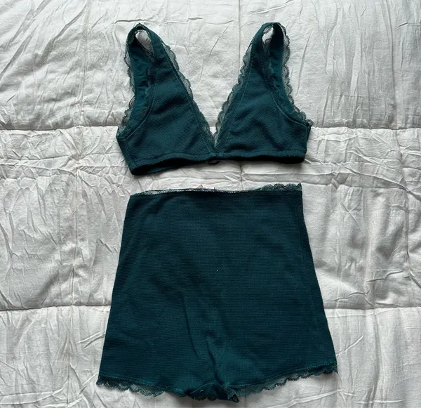 PINK - Victoria's Secret green set - Image 2
