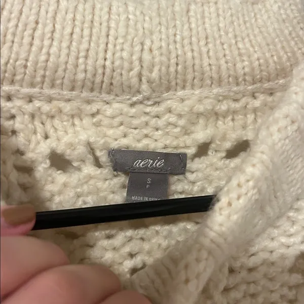 Aerie Cream Crochet Knit Oversized Sweater Size Small Winter Fall - Image 2