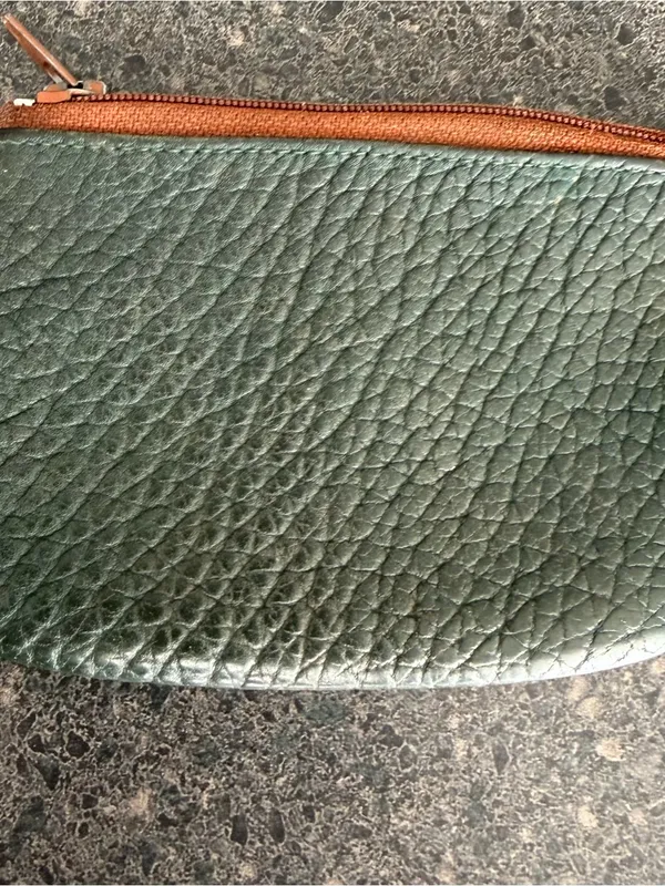 Vintage Dooney & Bourke AWL Leather Big Duck Coin Purse Ivy Green British Tan - Image 4