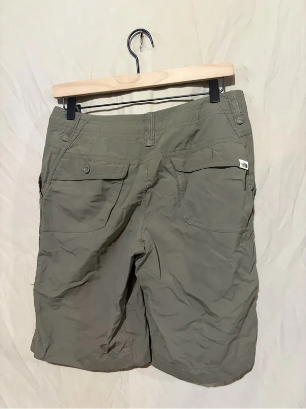North face shorts - Image 2