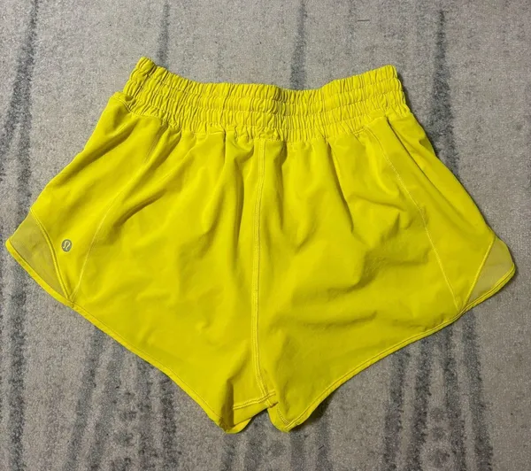 Lululemon Hotty Hot Shorts High-Rise 2.5" - Image 3