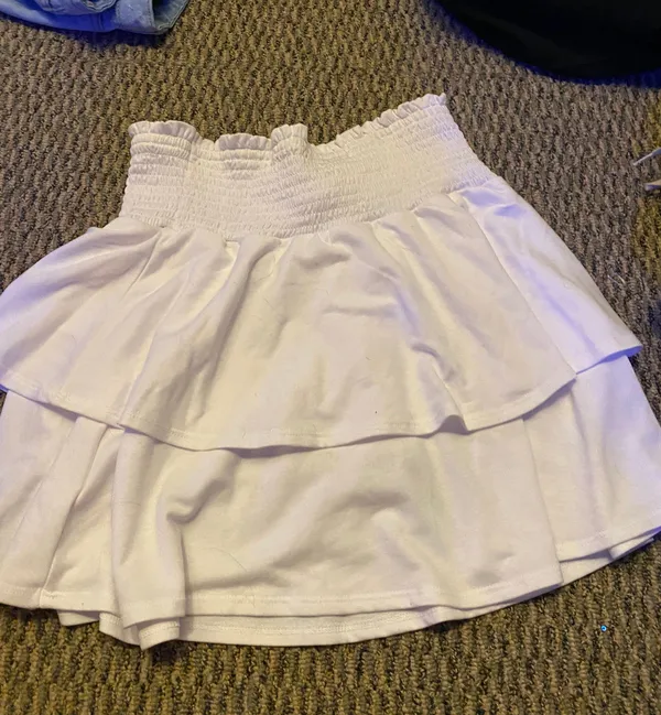 White Skirt - Image 2