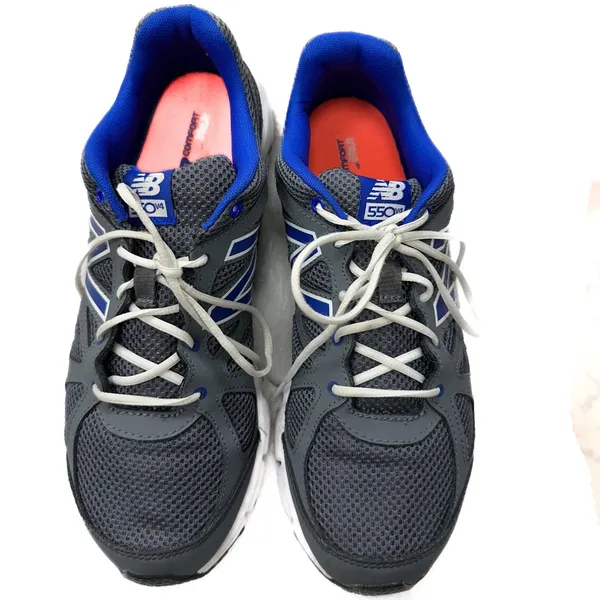 New Balance 550 V4 athletic shoes. Gray with royal blue. Running shoes. Sz 9.5 - Image 4