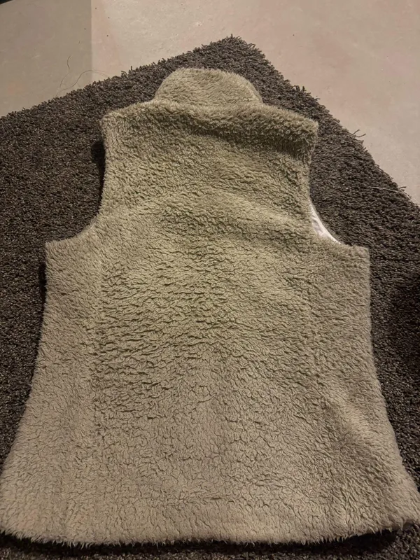 Patagonia Vest Women’s - Image 3