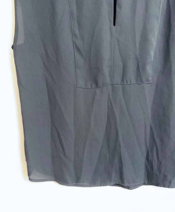 J. Crew Keyhole Neck Cap Sleeve Blouse Black Round Neck - Image 4