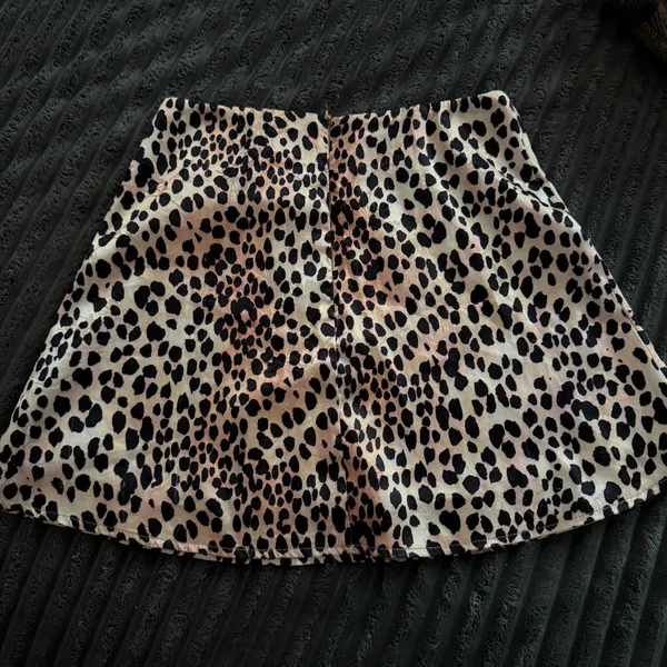 Princess Polly leopard print mini skirt - Image 3