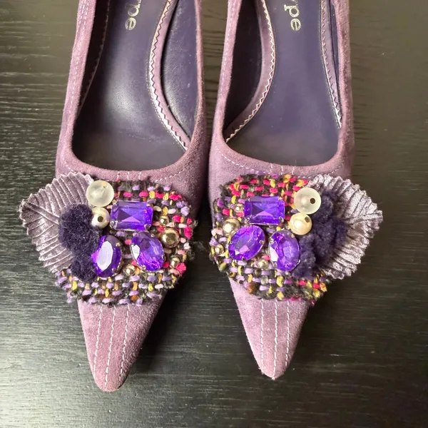 Hype Sarafina Purple Suede Kitten Heels Pointed Toe Embellished Pumps Womens 8M - Image 11