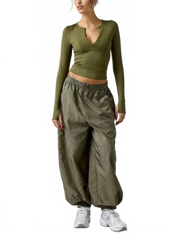 UO Out From Under FuseForm Quarter Zip Top Urban Outfitters Green Medium - Image 4