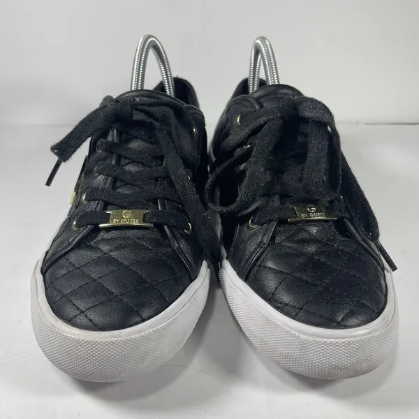 G by GUESS Women's Black Quilted Lace-Up Sneakers - Size 8.5M - Image 3