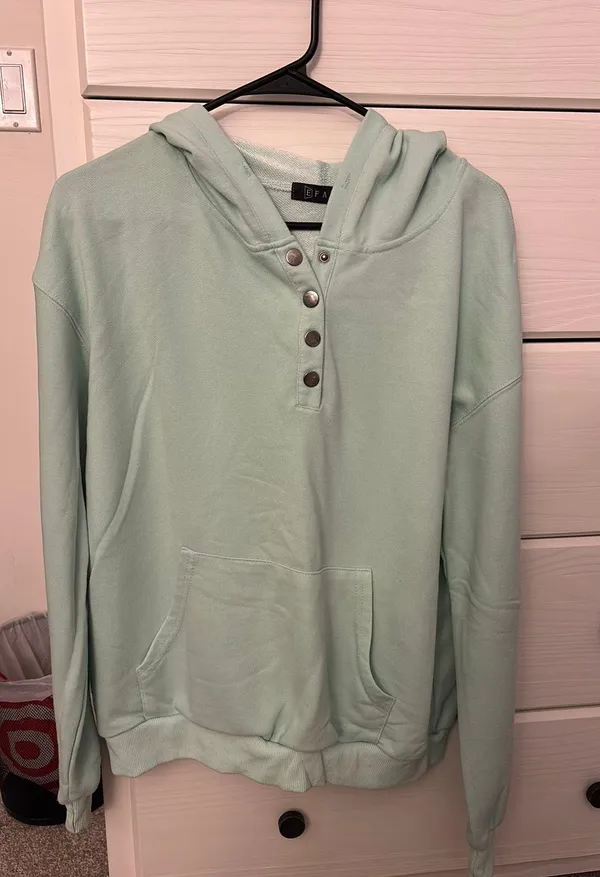 Mint Green Button Sweatshirt Size M - Image 4